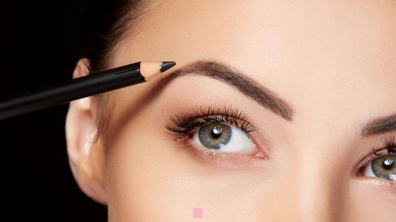 Guide ultime du crayon à sourcils