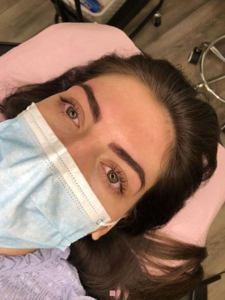 Techniques et tendances du microblading à Bordeaux